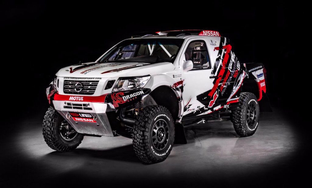 Nissan Navara 2018 schierato dalla Sabertooth/Red-Lined