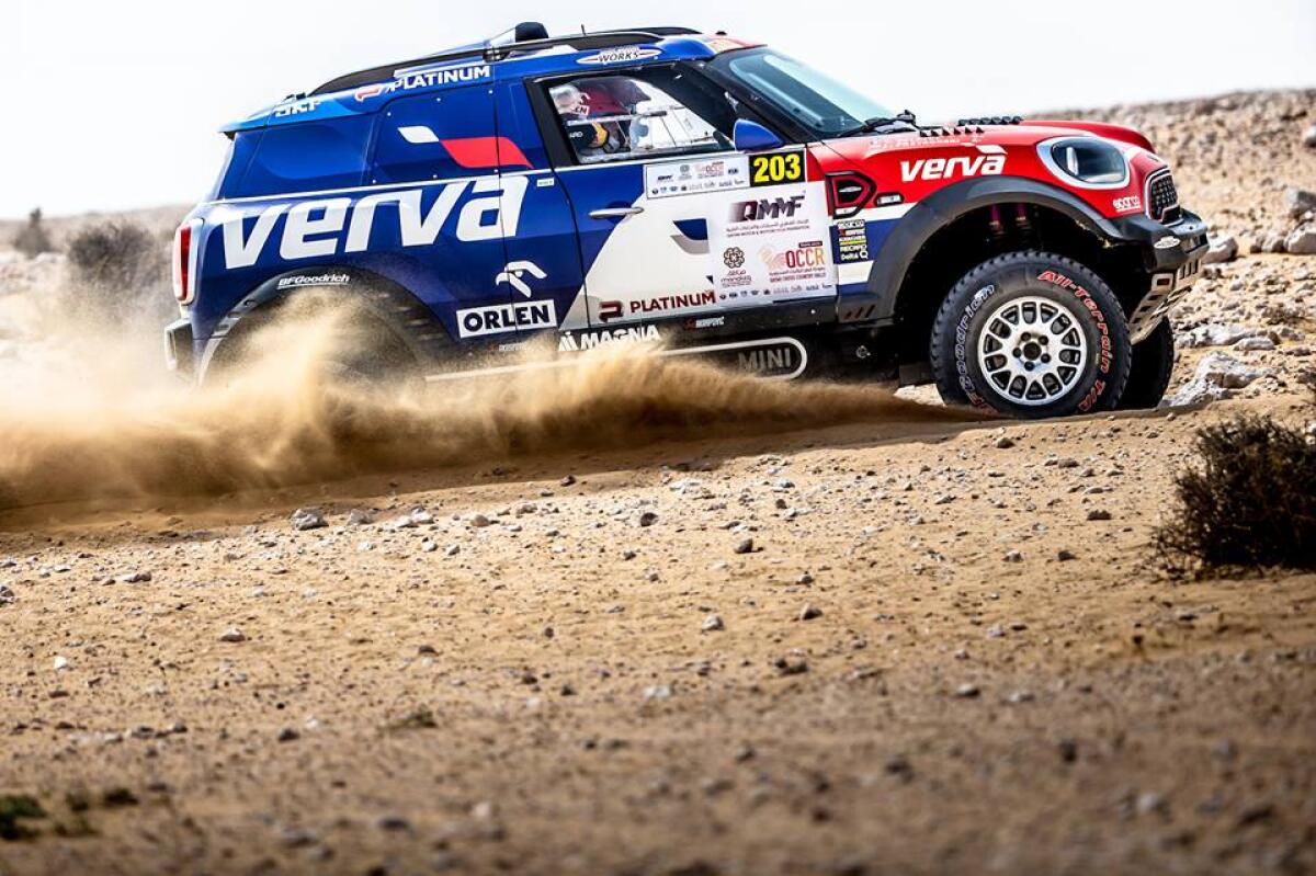 Qatar CC: Al-Attiyah tradito dal suo Hilux nell'ultima prova, vittoria a Mini e Przygonski! - 