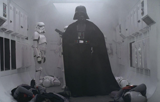 L'epica scena dell'ingresso di Darth Vader.fonte: StarWars.com