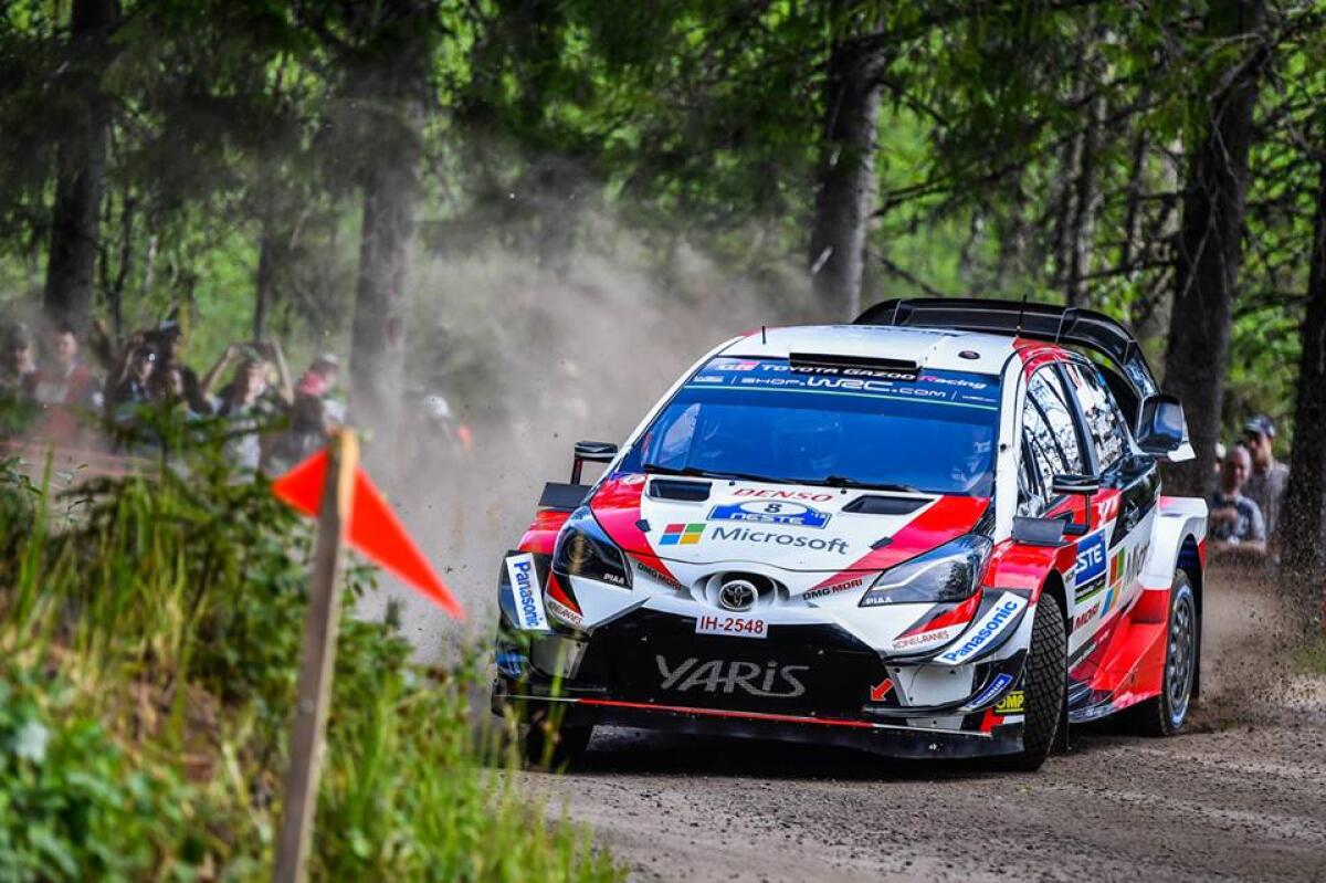 Rally di Finlandia: Tanak chiude in vetta il venerdì - 
