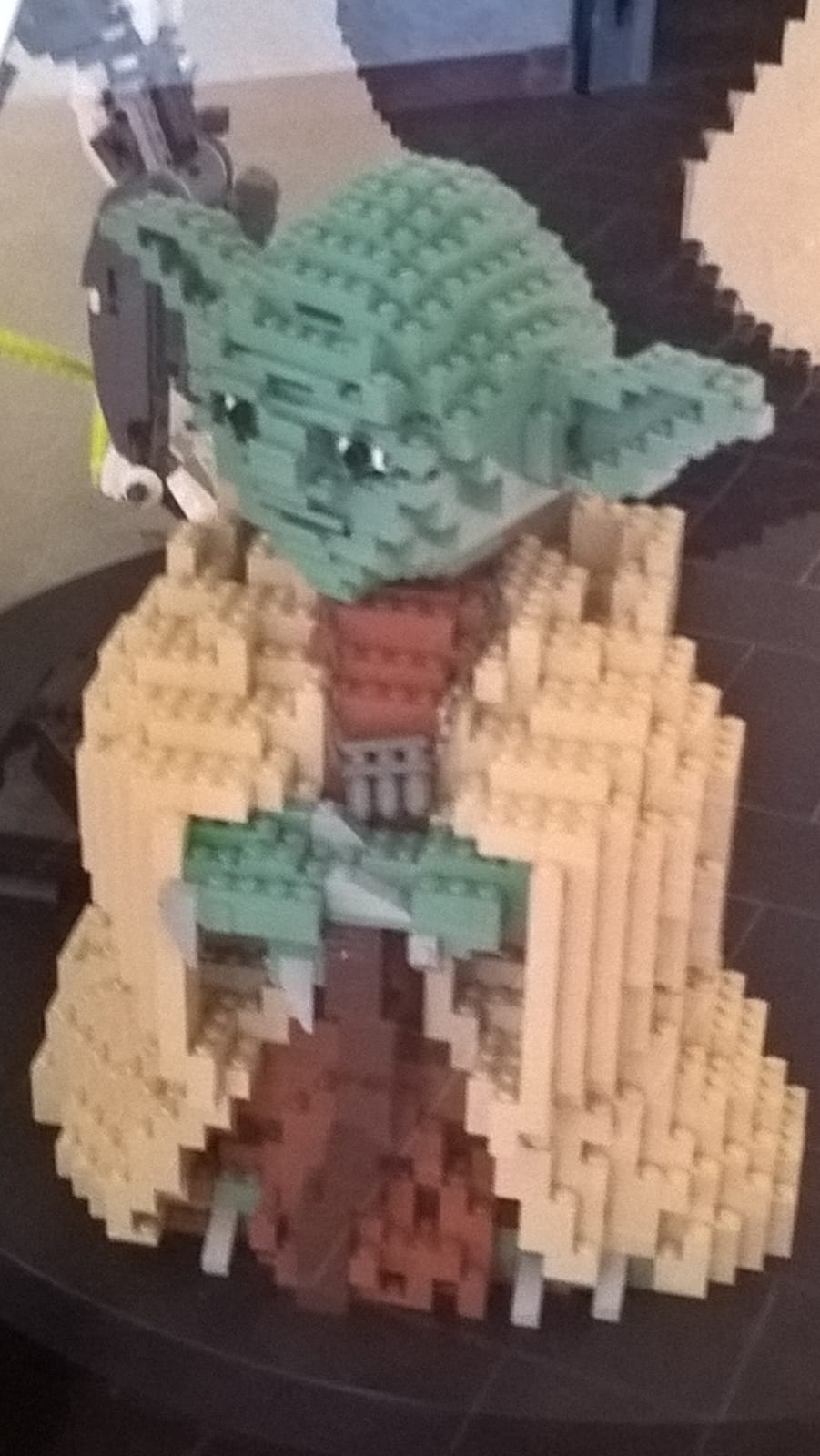 Altra riproduzione di Yoda