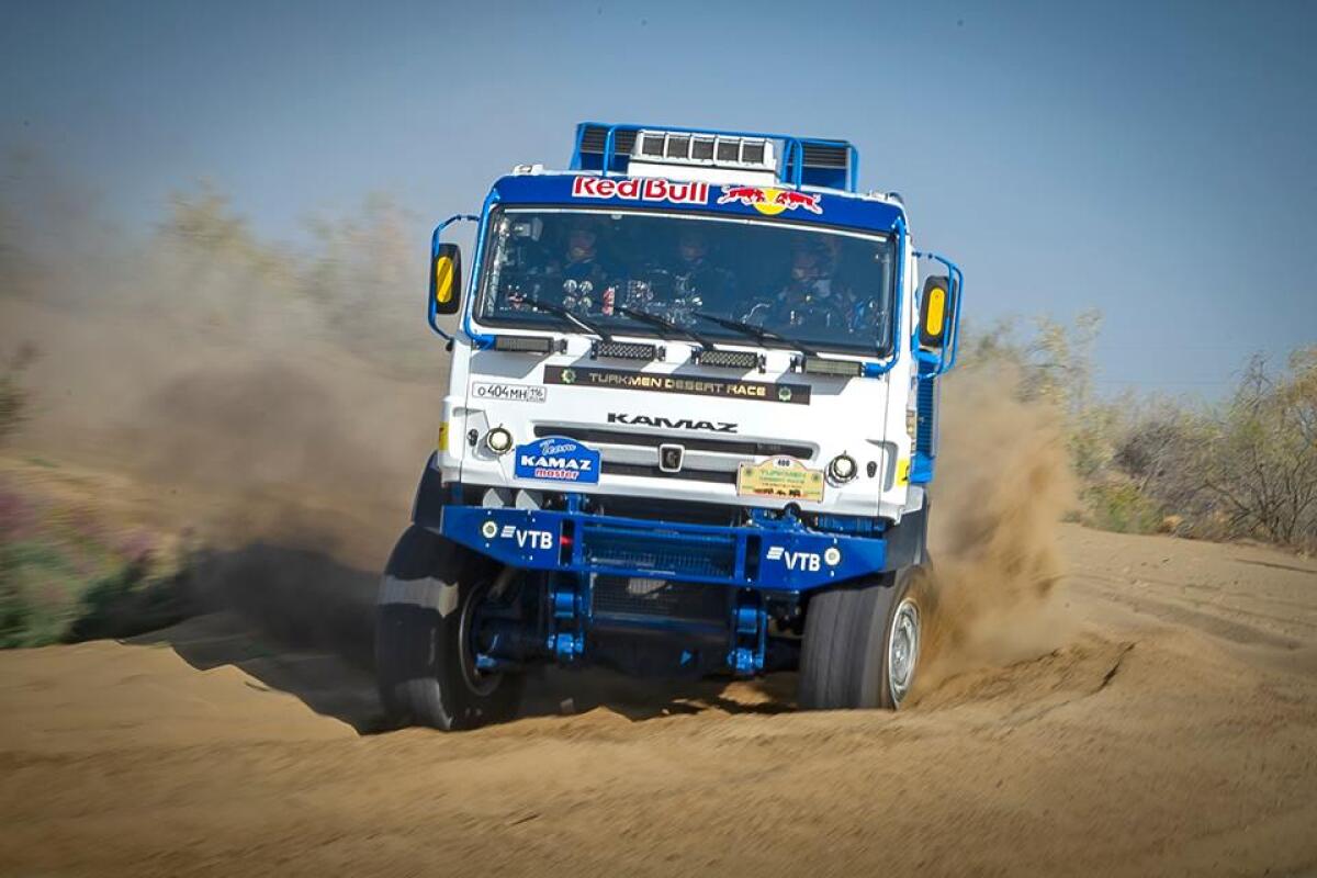Turkmen Desert Race - Roma e Mini inarrestabili, Mardeev scatenato con il Kamaz - 