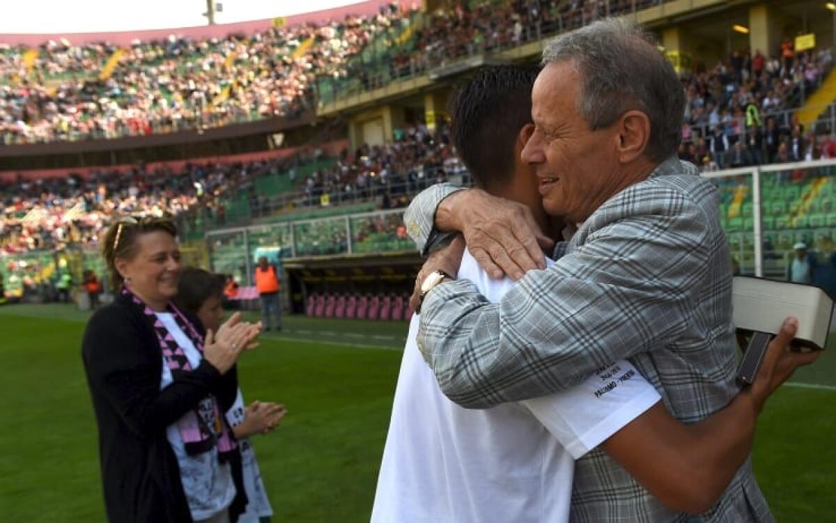 Il patron rosanero Zamparini: "Dybala? Quando non gioca piango" - Zamparini e Dybala, crediti: sport.sky.it
