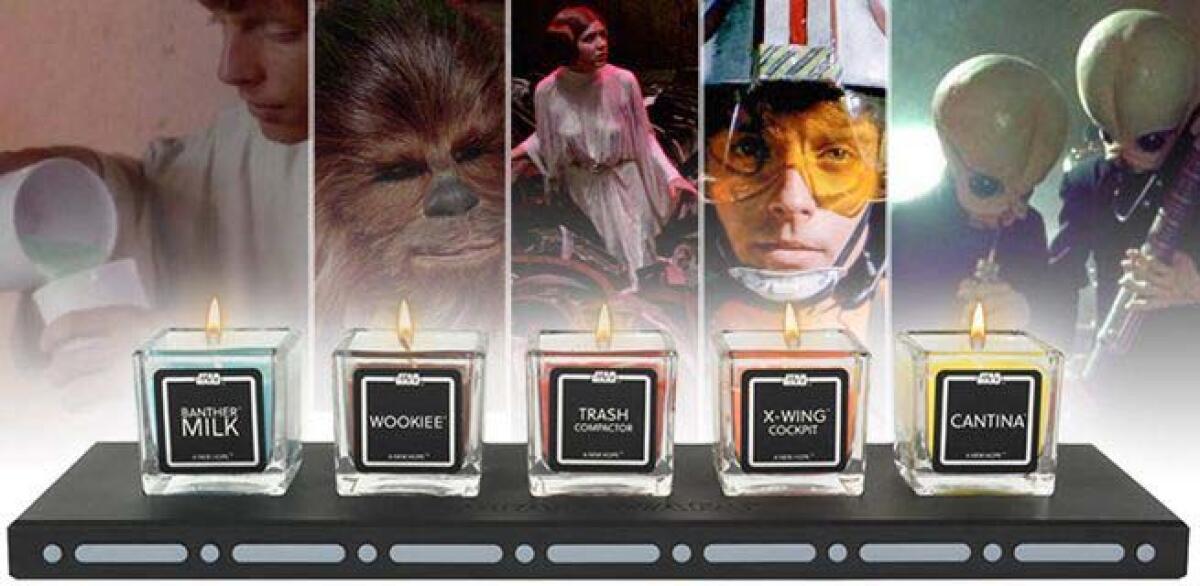 In arrivo le candele che ci faranno sentire "gli odori" di Star Wars - Il set di candele dedicato ad Una Nuova Speranza.
Da: comicbook