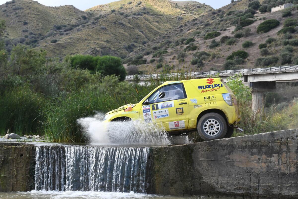 Cross Country Italiano - Suzuki all'attacco nel Baja Nido dell'Aquila - 