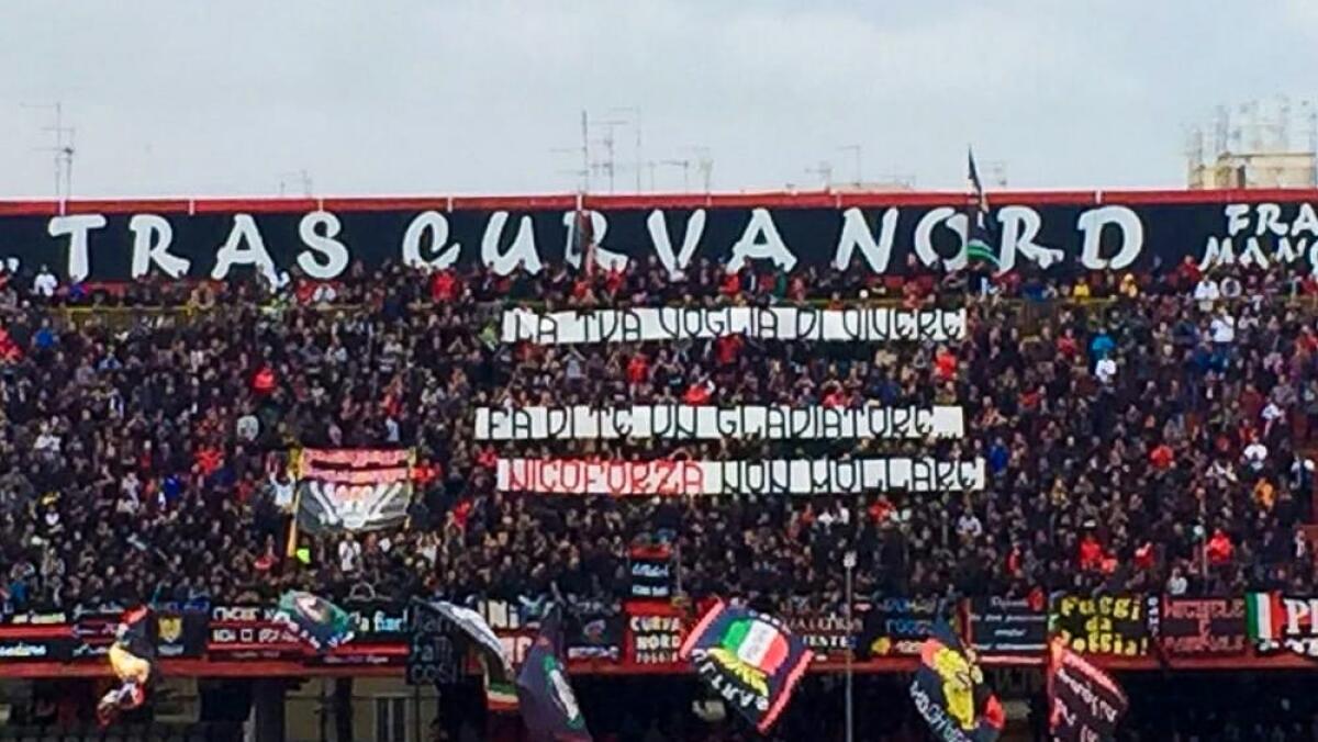 Foggia, gli striscioni degli ultras per il piccolo Niccolò - 