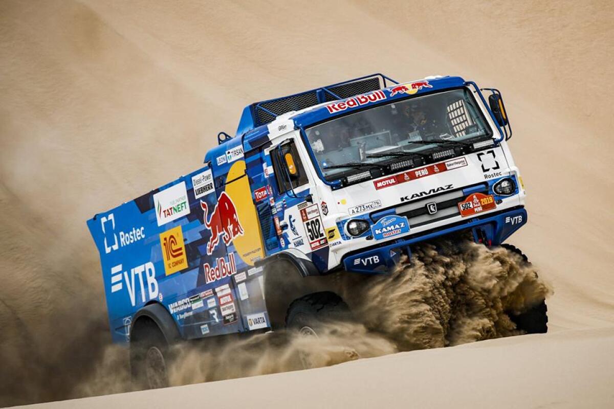 Dakar, 2° Tappa - Lotta serrata fra Kamaz e Iveco, Honda sorprende tra le moto - 