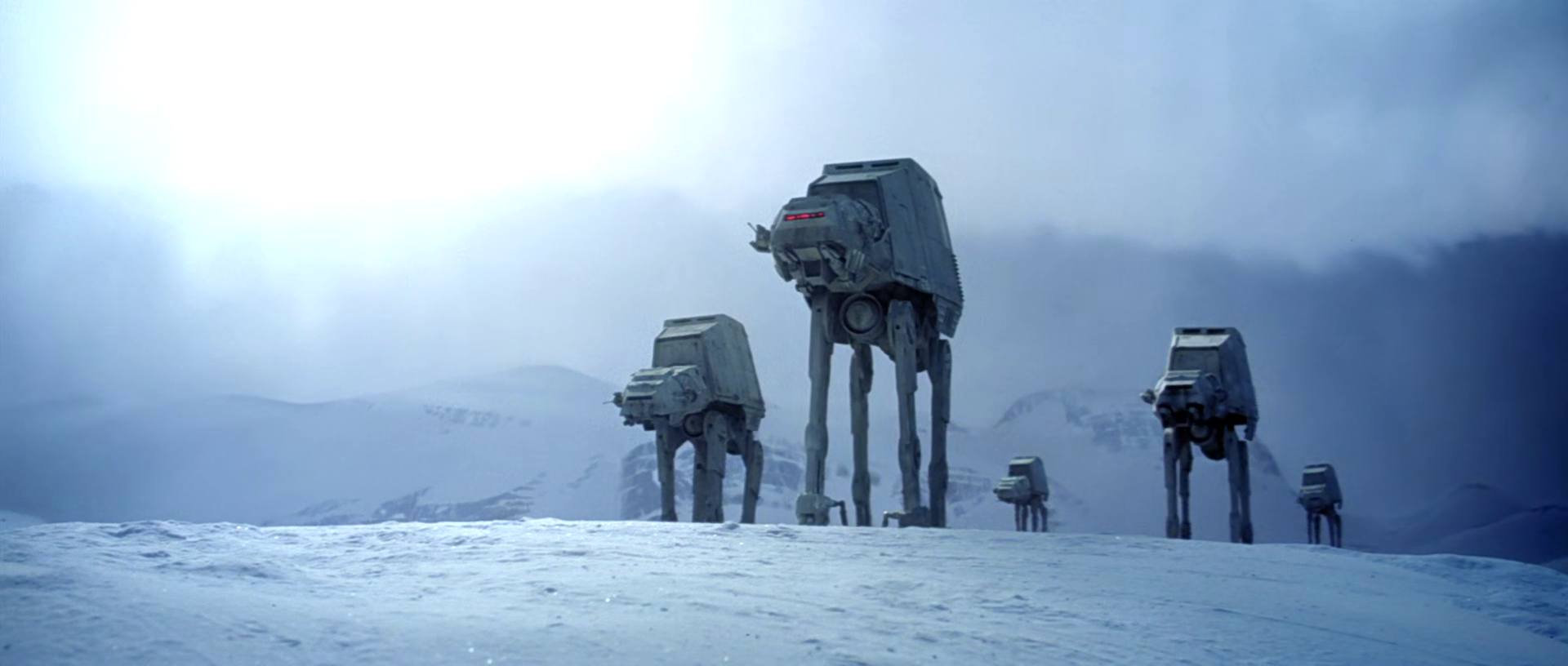 Gli iconici AT-AT su Hoth.Da: wikipedia