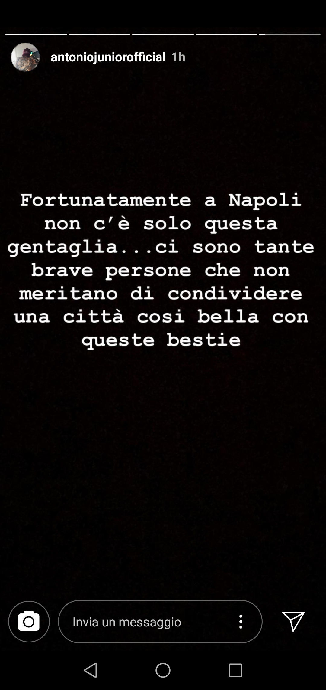 Napoli, spari contro l'auto di Antonio Vacca