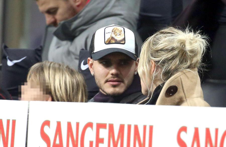 Icardi, Wanda piange a Tiki Taka: "Vogliamo restare all'Inter"