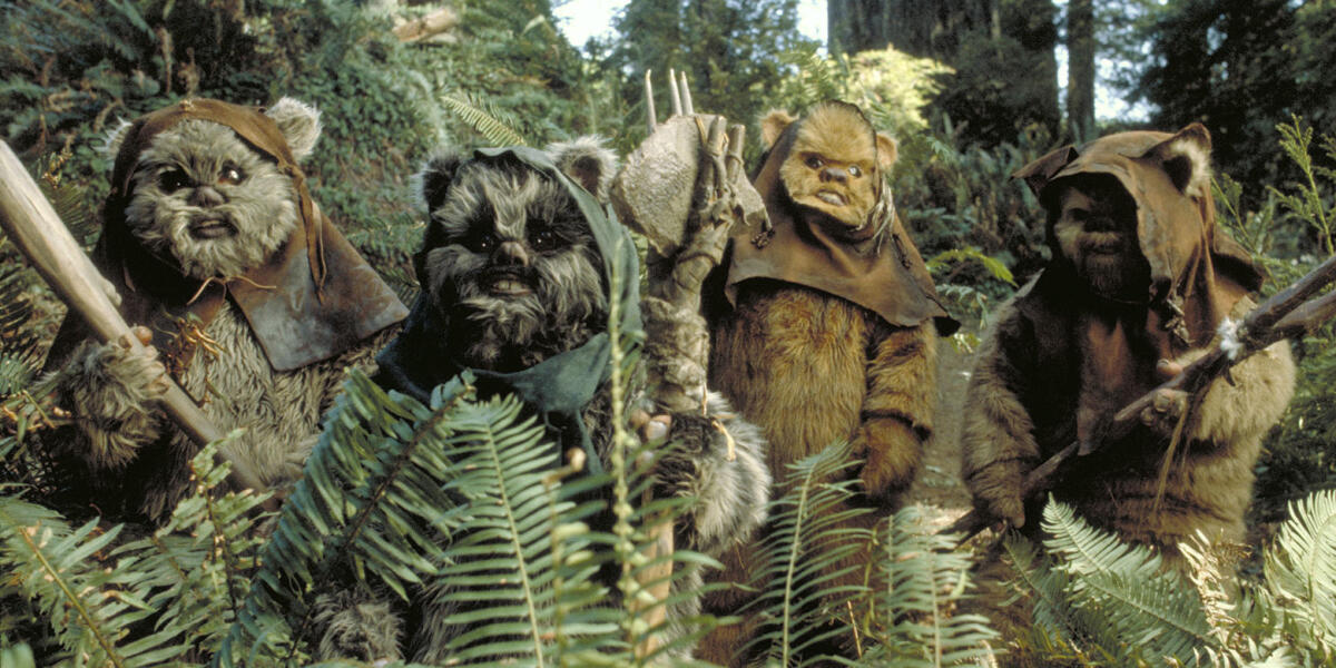 Star Wars: in arrivo una serie tv sugli Ewok? - Un gruppo di Ewok.
Da: starwars.com