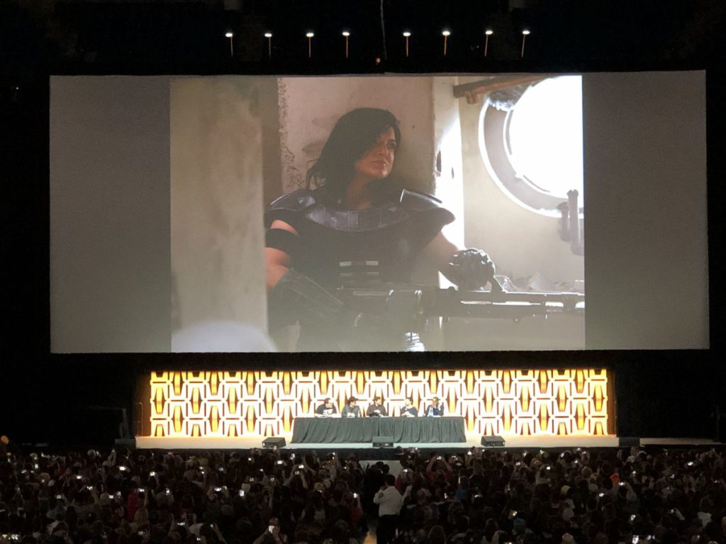 Il personaggio di Gina Carano in un'immagine del trailer.Fonte: Polygon