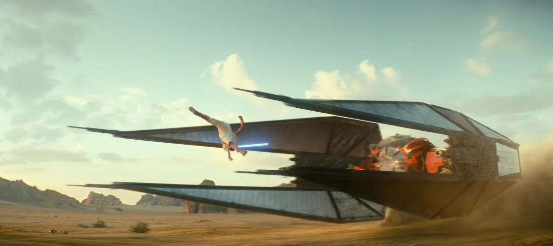 Il salto di Rey sul nuovo Interceptor, dal trailer