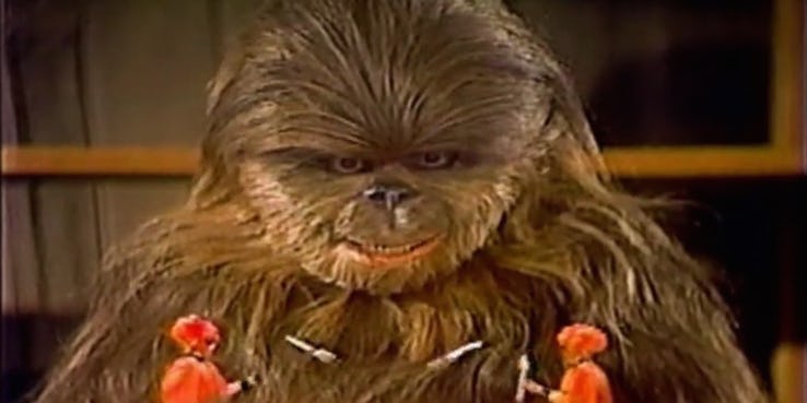 Fotogramma tratto dallo speciale tv "SW Holiday Special" che mostra il figlio di Chewbecca.