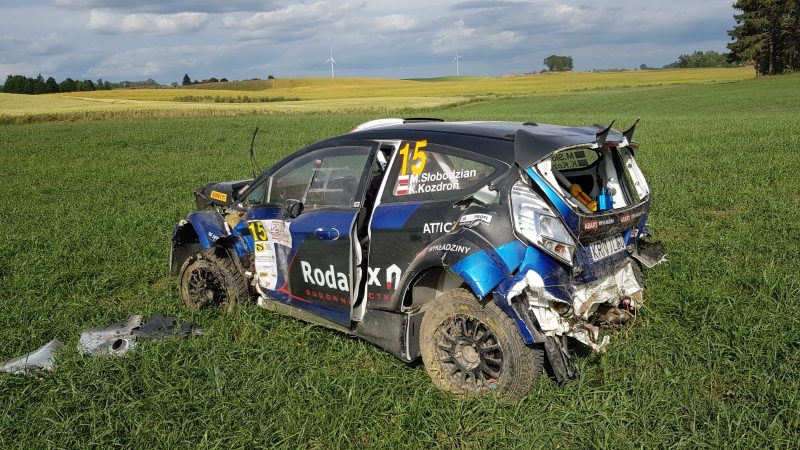 Quel che resta della Fiesta del pilota Slobodzian (Foto: FIA ERC.com)