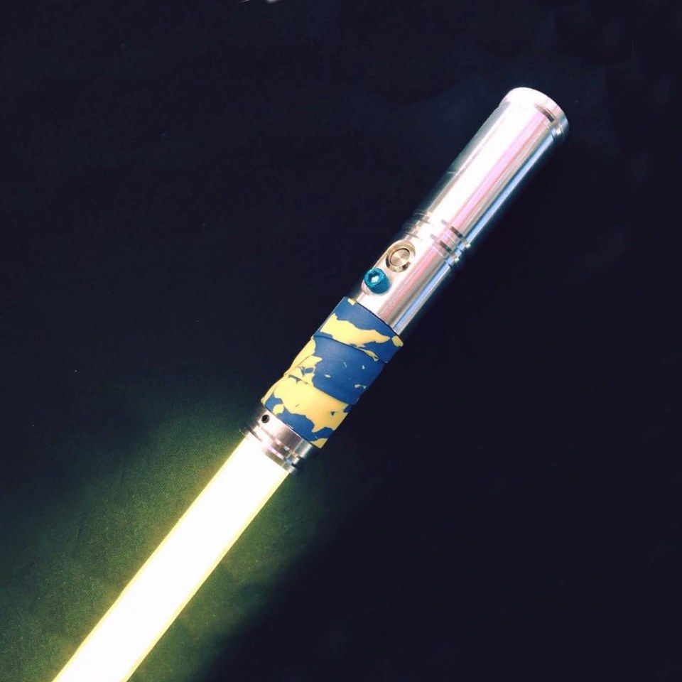 Modello di spada Eris Mini.Da: spadedellaforza