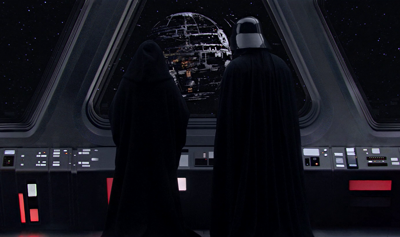 Darth Sidious e Darth Vader assistono alla costruzione della Morte Nera