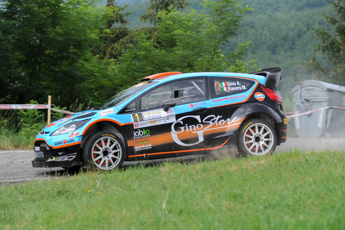 Rally della Lanterna, parola d'ordine: spettacolo - 