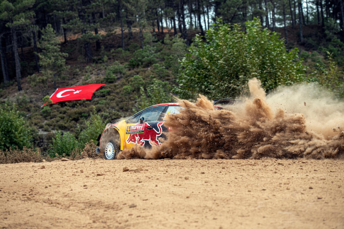 WRC: E' dominio Citroen in Turchia! Neuville out, addio mondiale? - 