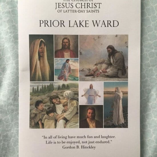 La copertina del libricino con Obi-Wan al posto di Gesù