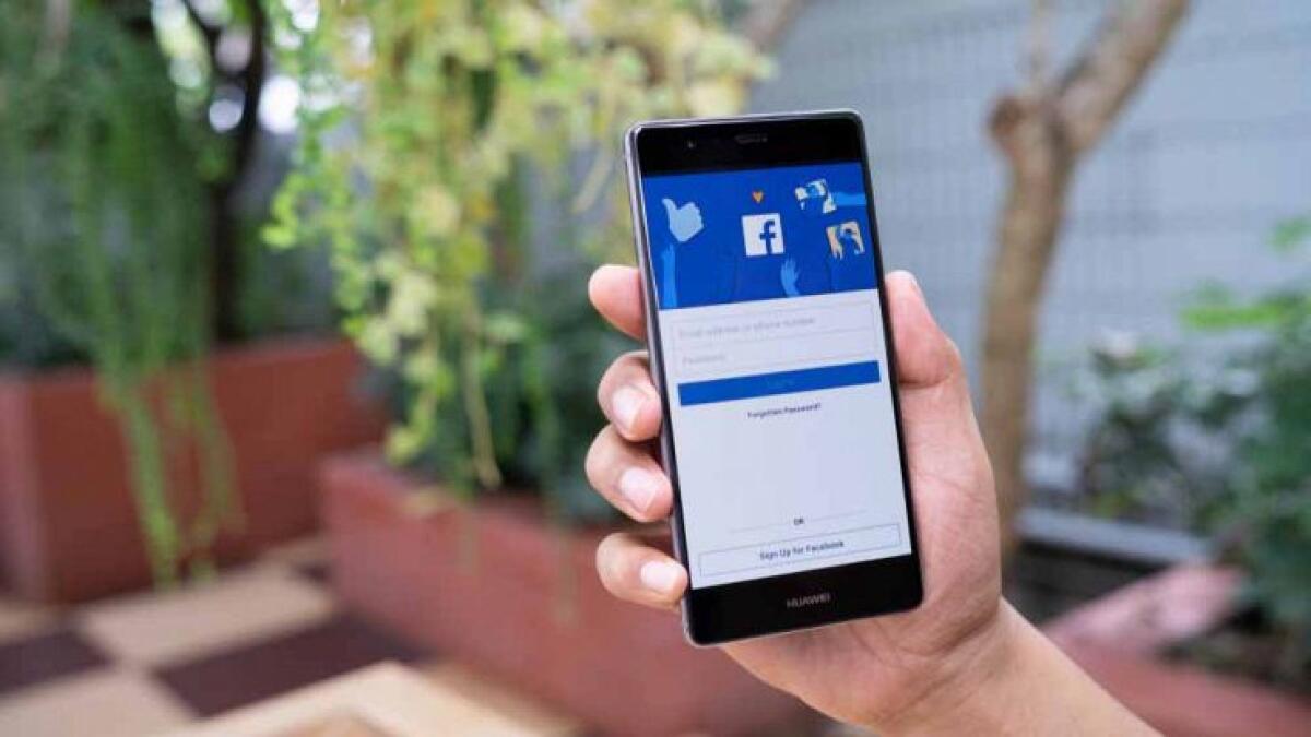 Come attivare l'autenticazione a due fattori su Facebook - 