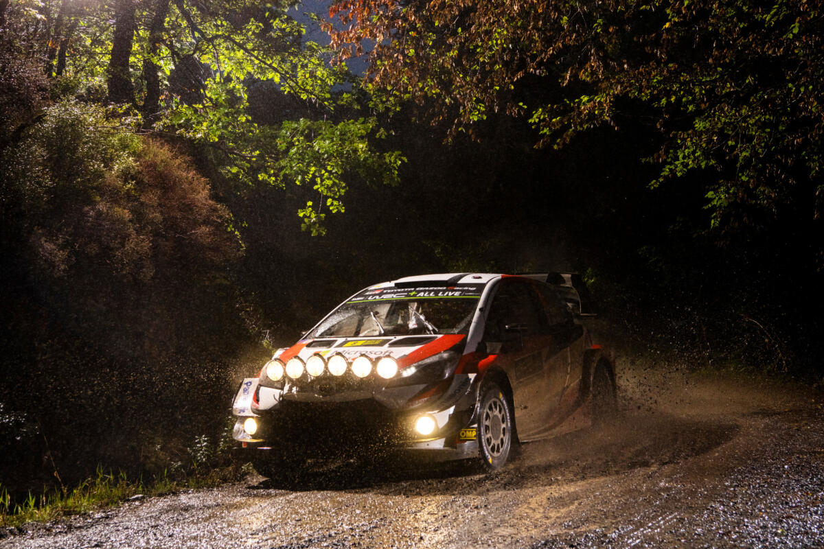 Ott Tanak in vetta al Wales Rally GB - 
