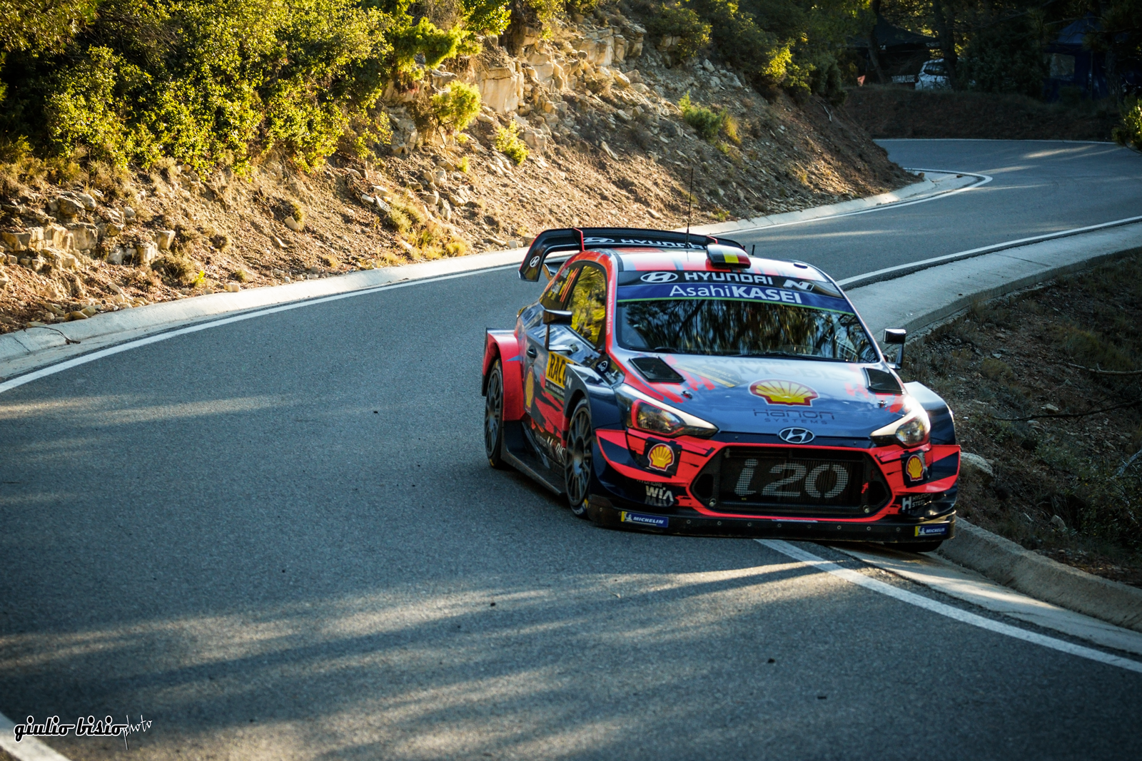 Thierry Neuville vince il Rally di Spagna - Tanak è CAMPIONE DEL MONDO!