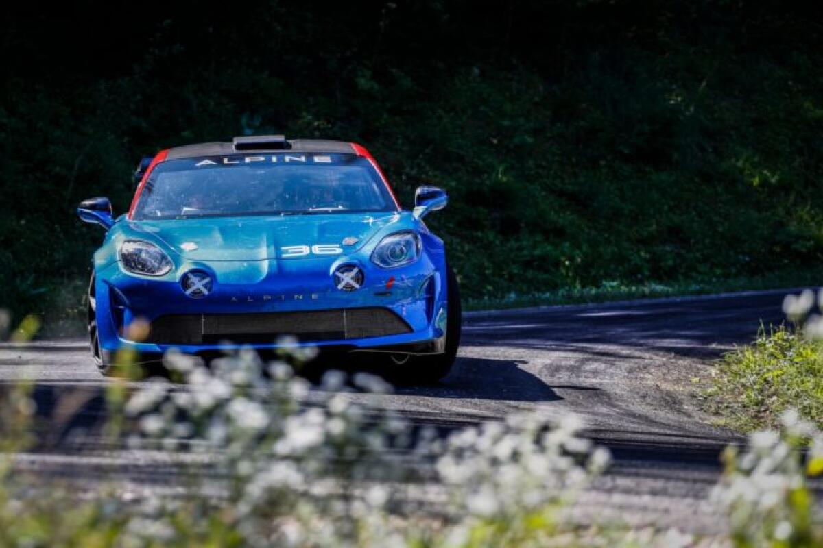 Delecour e Ciamin provano l'Alpine A110 RGT - 