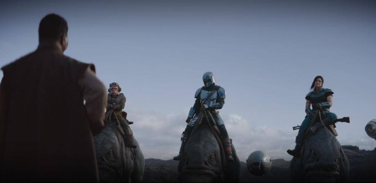 The Mandalorian: la recensione del settimo episodio! - Mando, Cara Dune e Kuiil di fronte a Greef Karga