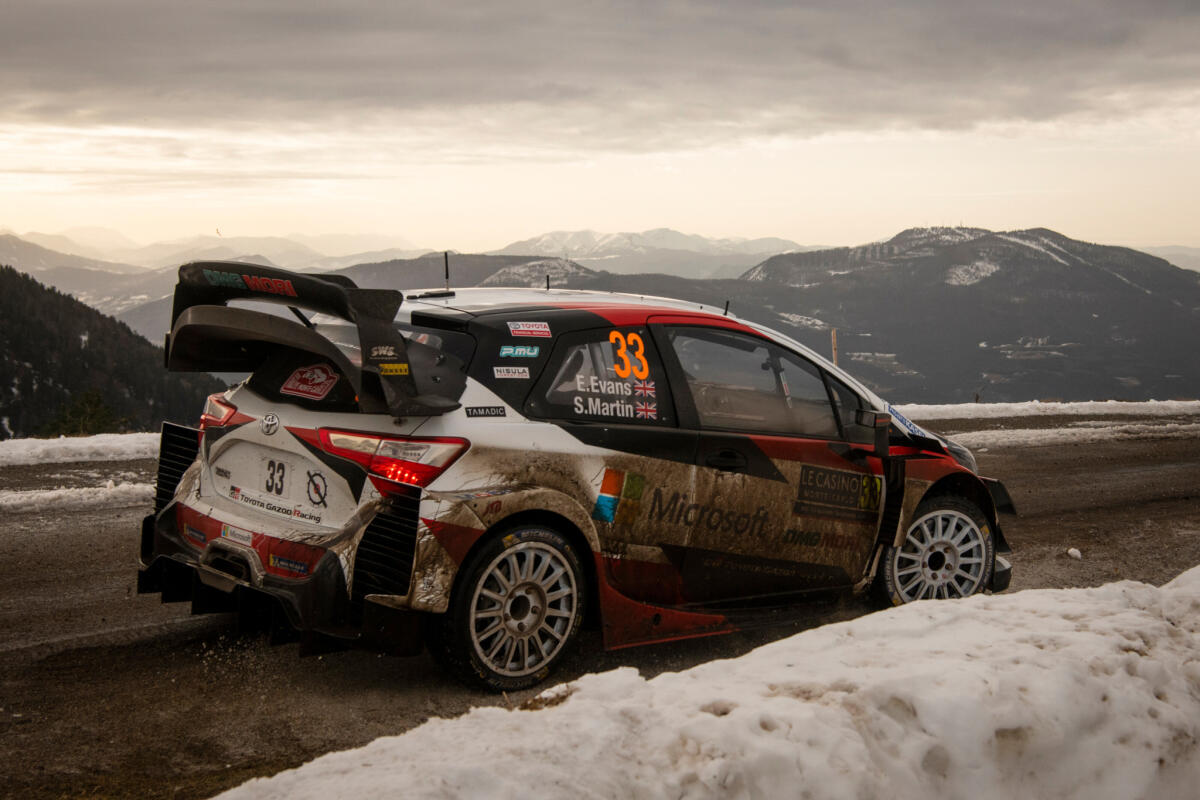 Evans-Ogier-Neuville: che lotta a Montecarlo! - 