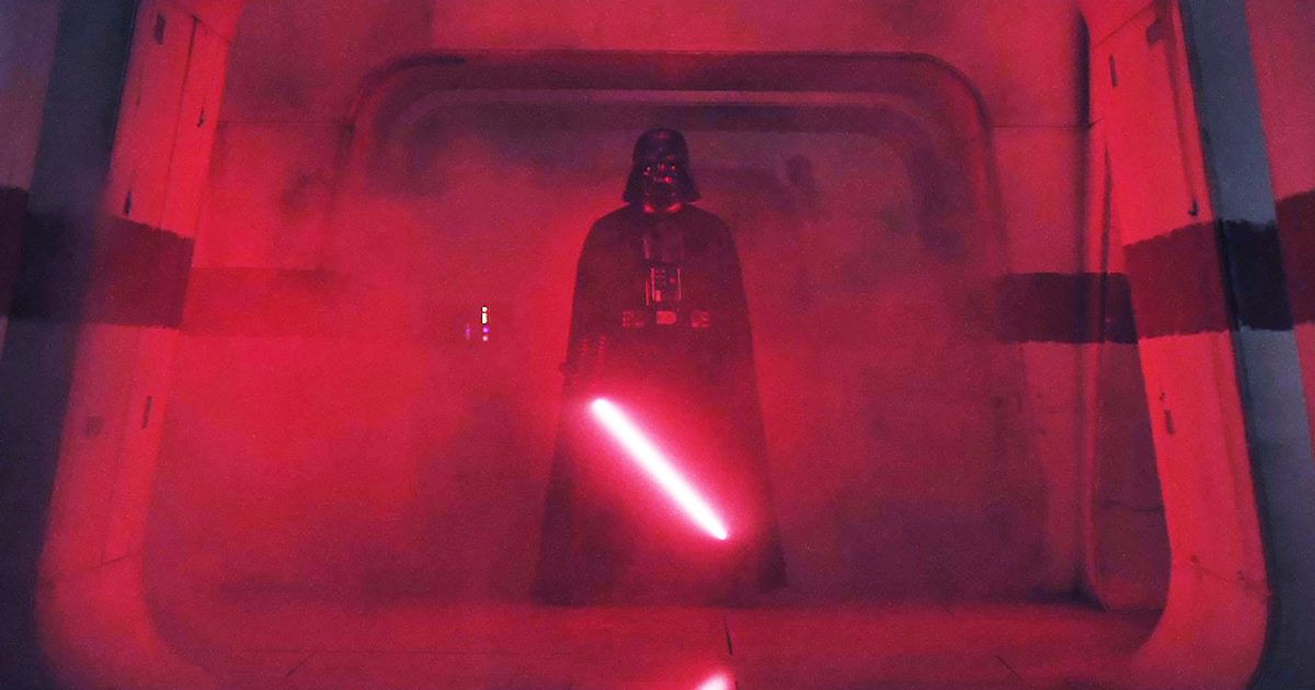 La scena del massacro di soldati ribelli al termine di Rogue One è una di quelle girate dopo la visione della prima versione del film.