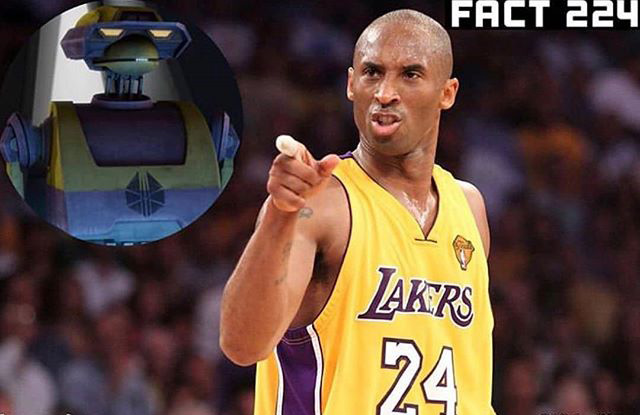 Kobe Bryant e il droide K2-B4