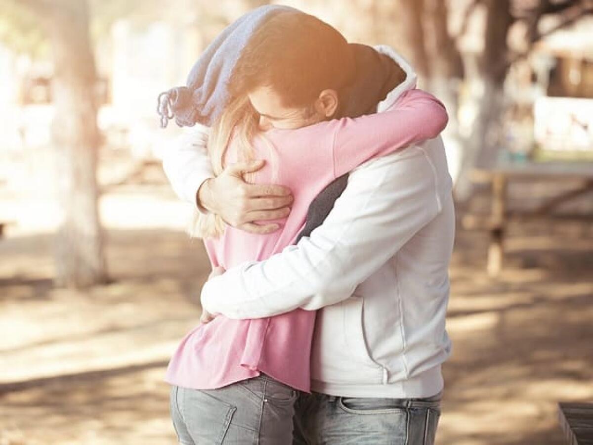 Frasi per un fratello: 110 aforismi da dedicare - 