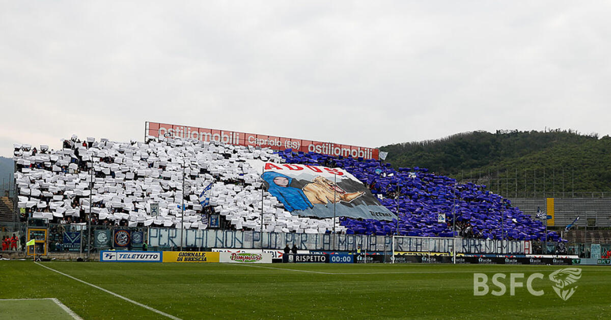 Brescia, coro pesante nei confronti dei napoletani - Curva Brescia, crediti: Brescia Calcio