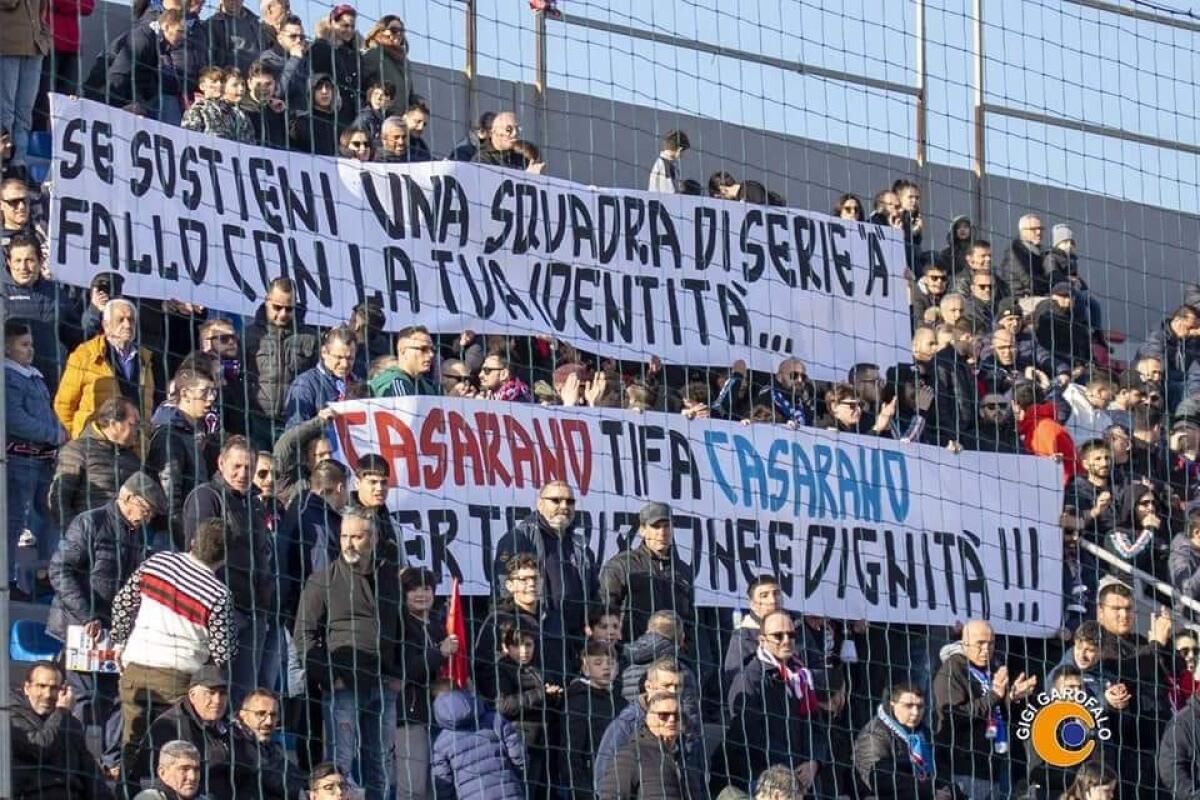 Casarano, contro il Foggia tifosi diserteranno per protesta - Casarano, crediti: pagina Facebook "Tifosi del Casarano Calcio"
