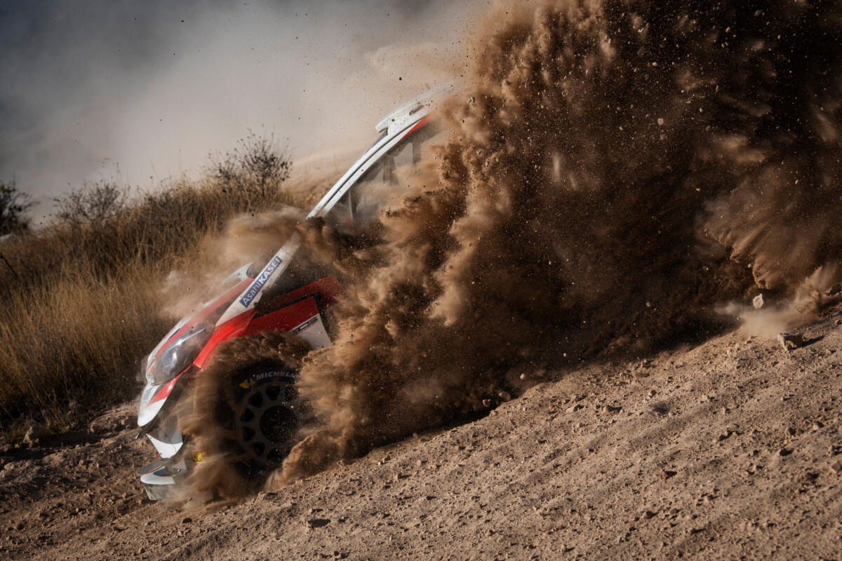Rally Messico: Ogier sempre leader, gioco di squadra Hyundai - 
