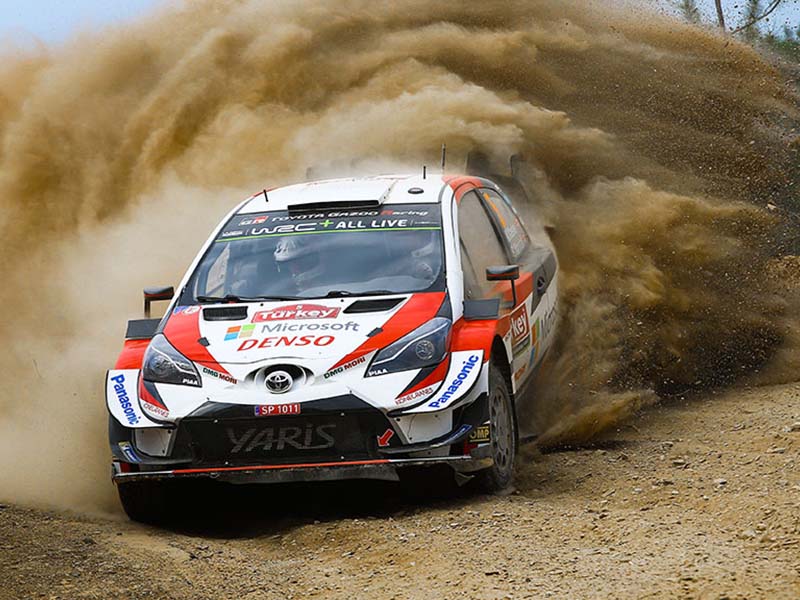 Meeke in azione nel WRC con Toyota (Toyota Gazoo Racing)