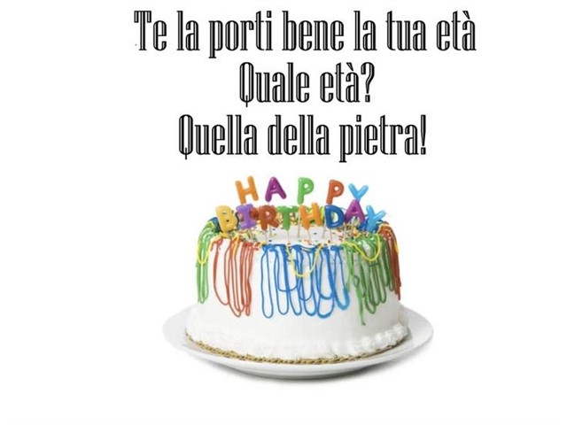Te la porti bene la tua età. Quale età? Quella della pietra!