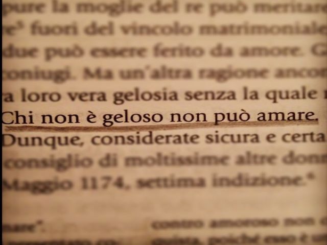 Chi non è geloso non può amare.