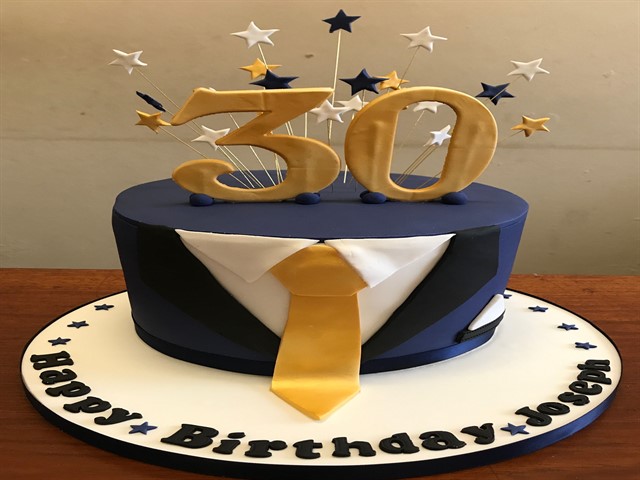 Frasi, immagini e video per 30° compleanno: 104 dediche speciali per coloro che soffiano su 30 candeline