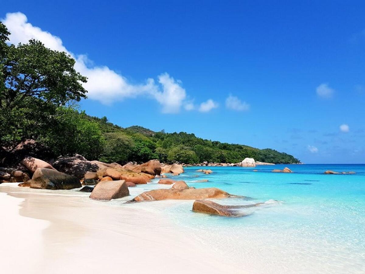 150 Frasi sul mare, canzoni, poesie, aforismi, immagini e video - seychelles-mare