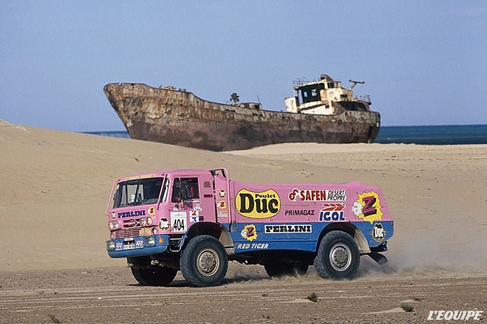 Metge alla guida di un Perlini 105F, la sua ultima Dakar da pilota