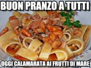 Buon pranzo a tutti!Oggi calamarata ai frutti di mare.