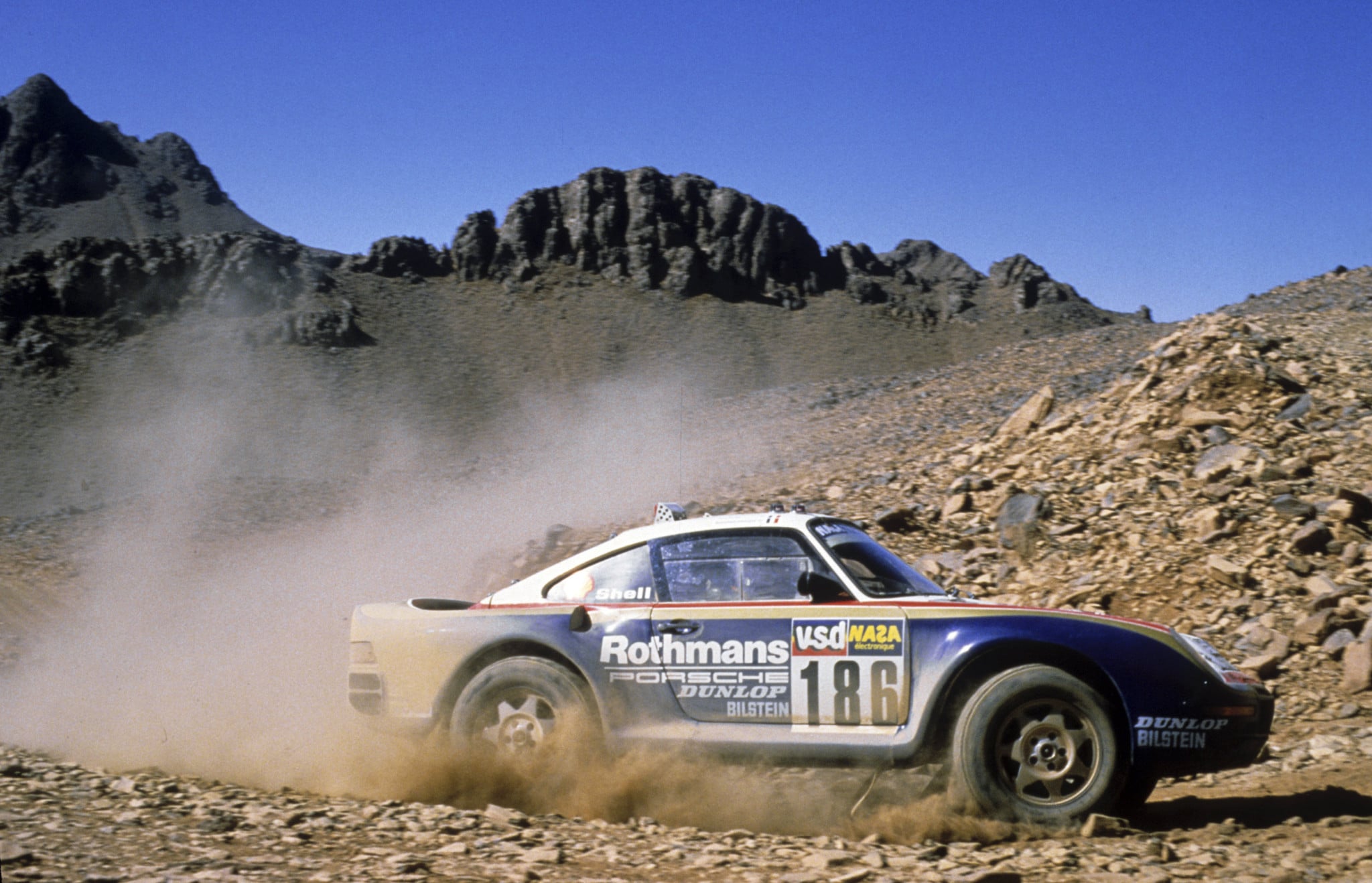 Metge sulla Porsche 959 (Historisches Archiv Porsche/Mcklein)