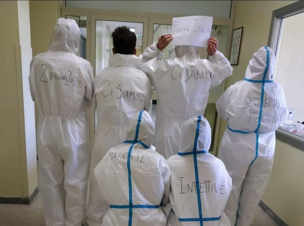 Coronavirus, donati ai Riuniti di Foggia i fondi raccolti - Gli infermieri degli Ospedali Riuniti di Foggia