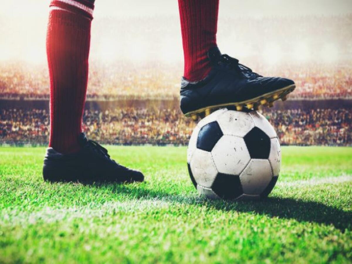 Frasi e immagini sul calcio: 218 tra aforismi e pensieri sullo sport più amato di sempre - 