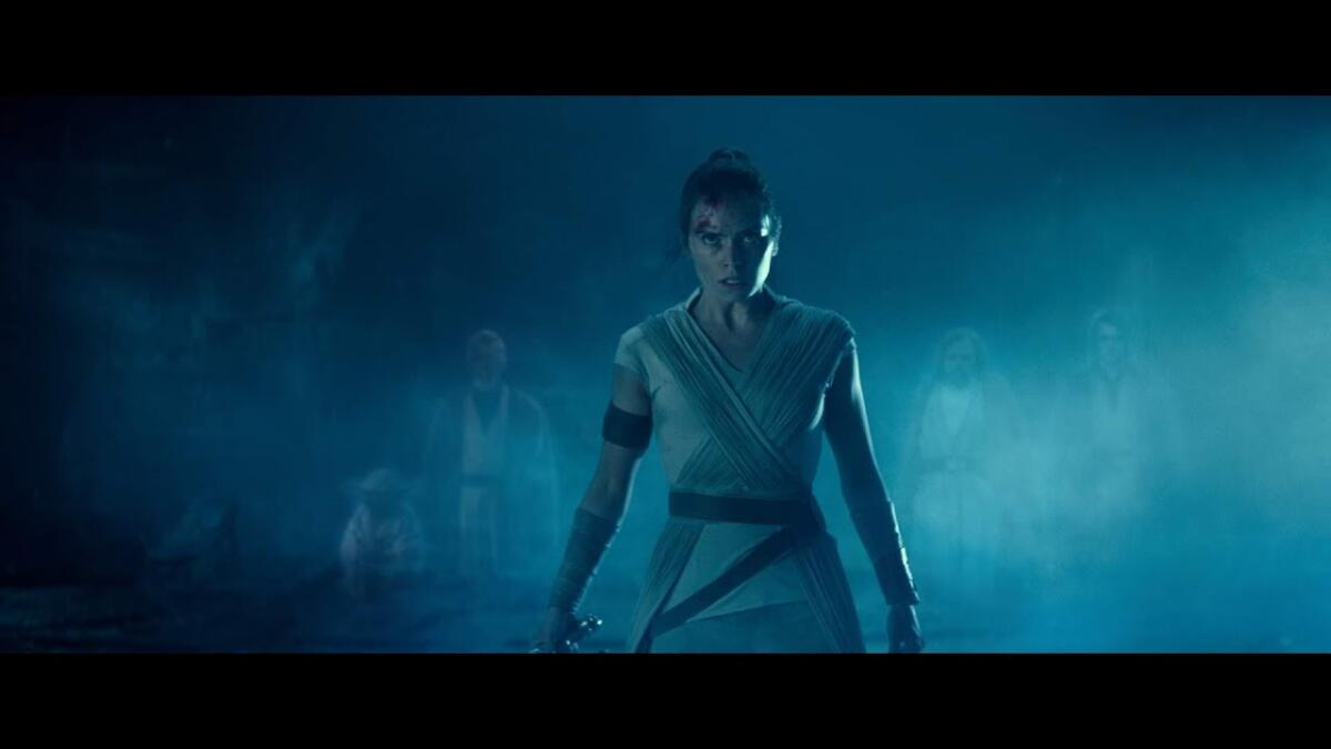 Episodio IX: un fan aggiunge i Fantasmi di Forza nello scontro Palpatine-Rey (video) - Rey con i Fantasmi di Forza