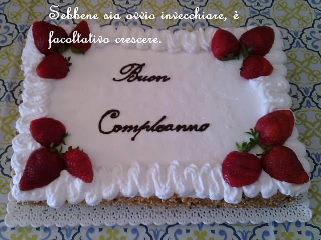Sebbene sia ovvio invecchiare, è facoltativo crescere. Buon compleanno.