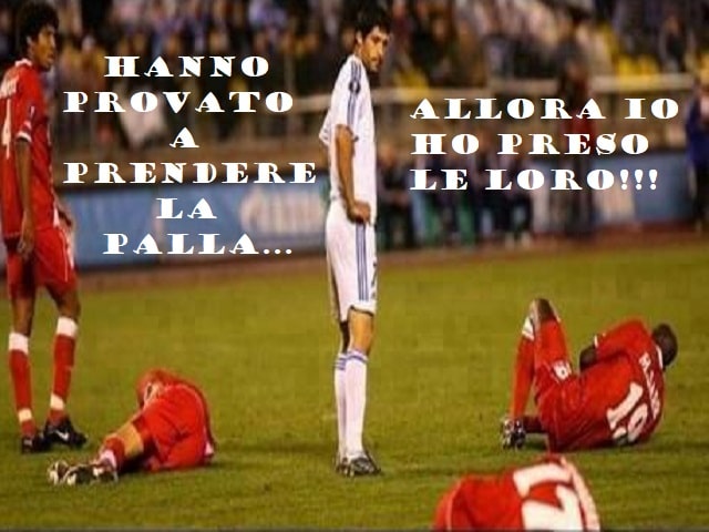 Hanno provato a prendere la palla... allora io ho preso le loro.