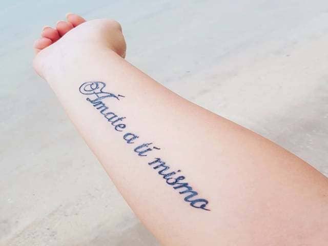 Amate a tì mismo.(Amare se stessi)